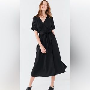 Urban Outfitters Gabrielle Linen wrap dress